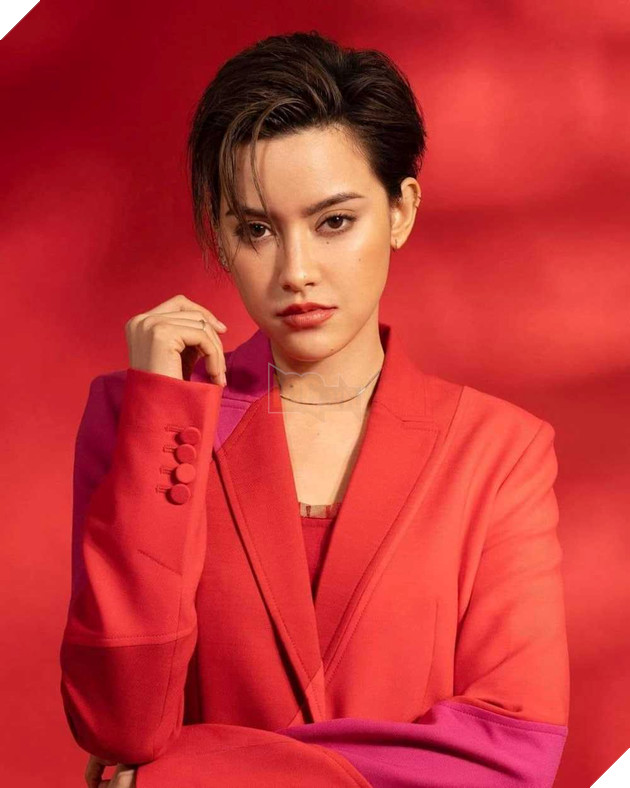  Girl From Nowhere 2 : Chiêm ngưỡng nhan sắc đời thực của Yuri - Chanya “Nink” McClory 11