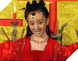 Cười bể bụng trước những tạo hình cổ trang xấu để đời của các mỹ nhân Hoa ngữ Phần 2 