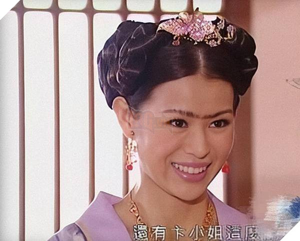 Cười bể bụng trước những tạo hình cổ trang xấu để đời của các mỹ nhân Hoa ngữ Phần 2  3