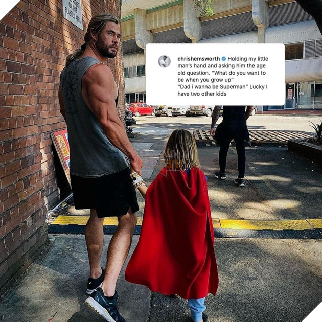 Các ông bố siêu anh hùng bị con dìm không thương tiếc