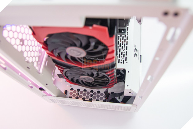 Đánh giá nhanh The Tower 100 White của Thermaltake: Võ case PC nhỏ nhưng có võ  13
