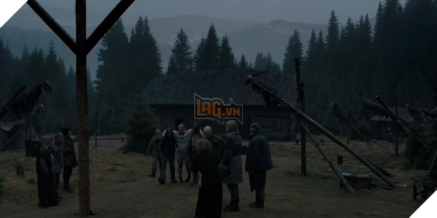  Mùa dịch xem gì? - review The Ritual - những chàng phượt thủ xui xẻo 7