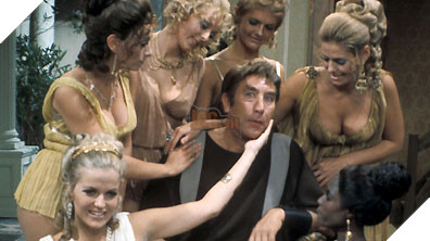  Góc chuyện lạ có thật Tài tử Anh và câu chuyện bị...kiệt sức khi đóng cảnh nhạy cảm 2