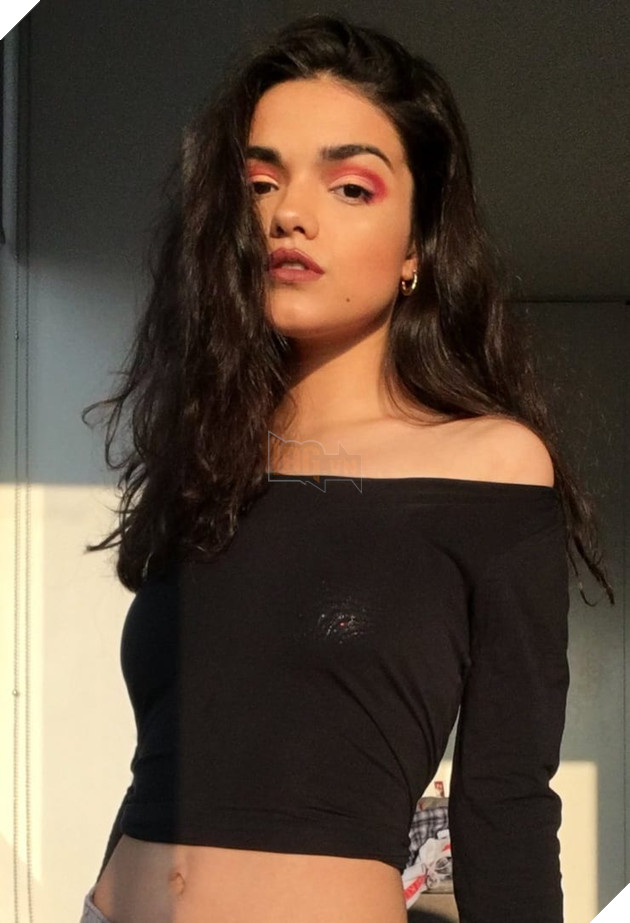 Nhan sắc đời thực siêu cuốn hút của nữ diễn viên da màu sẽ vào vai nàng Bạch Tuyết của nhà Disney 8