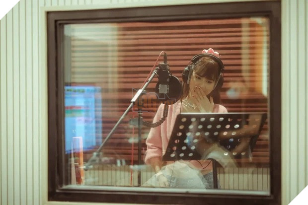 Cộng đồng dậy sóng khi Ví MoMo mời Ngọc Trinh làm ca sĩ cho quảng cáo mới nhất