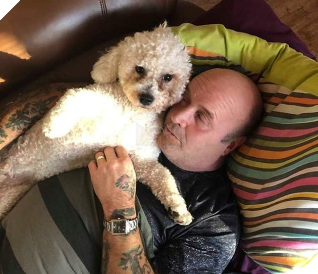 20 người đàn ông miệng lúc nào cũng nói cấm không nuôi chó mèo nhưng lại là người yêu thương chúng nhất gia đình 19