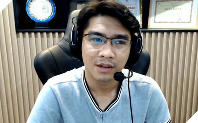 PewPew bất ngờ bị chấn thương chân phải nghỉ stream, cộng đồng vừa buồn cười vừa thương khi biết lý do