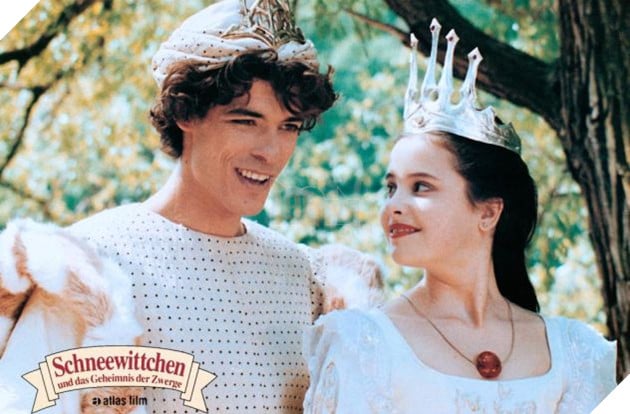 Những phiên bản Bạch Tuyết live-action có thể bạn chưa biết P2  6