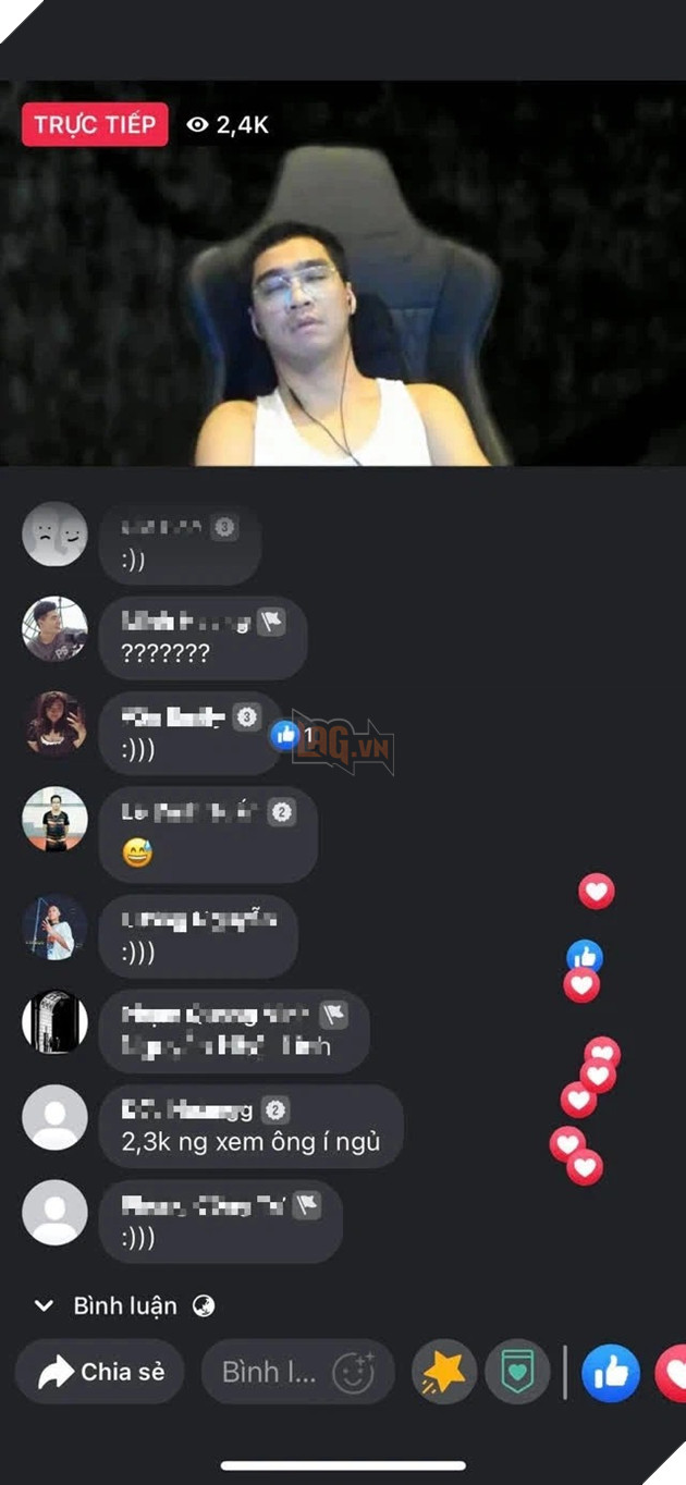 PewPew bất ngờ ngủ gục trên sóng stream khiến không ít người hâm mộ hoang mang lo lắng 3