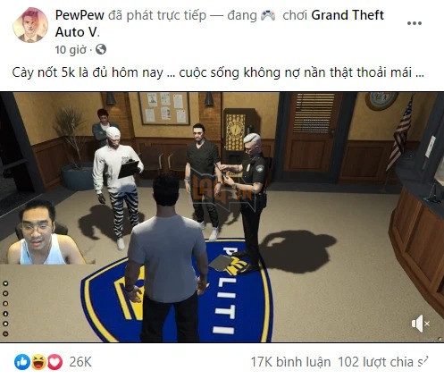 PewPew bất ngờ ngủ gục trên sóng stream khiến không ít người hâm mộ hoang mang lo lắng 2