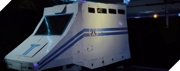 Người cha hệ ghiền phim: Làm hẳn một không gian Star Wars trong chiếc xe tải để con mình vui chơi