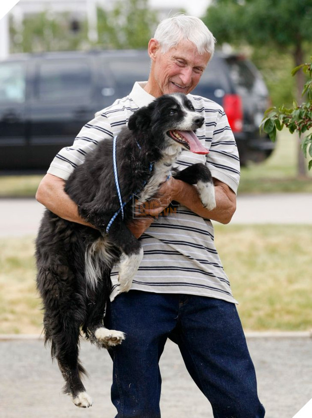 12 hình ảnh ấm lòng khi con người ra tay cứu giúp những bé động vật đang gặp nguy hiểm khiến bạn cảm thấy ấm lòng 5