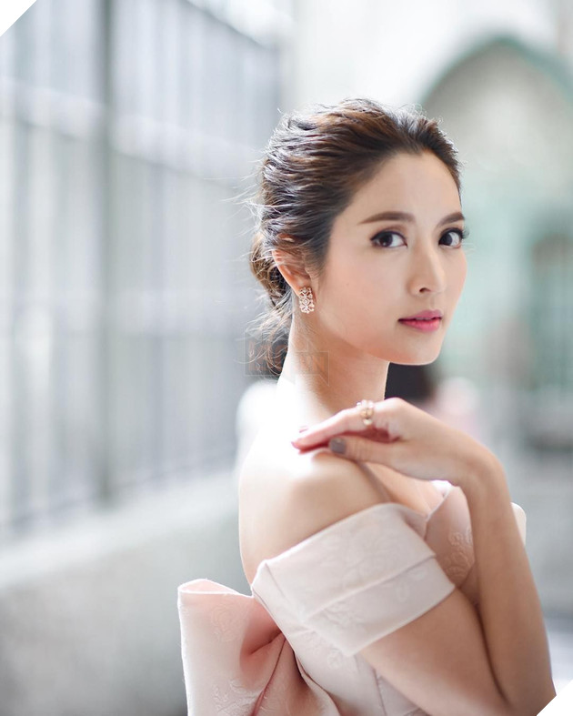 Chiêm ngưỡng dàn mỹ nhân đình đám xứ Chùa Vàng P2  6