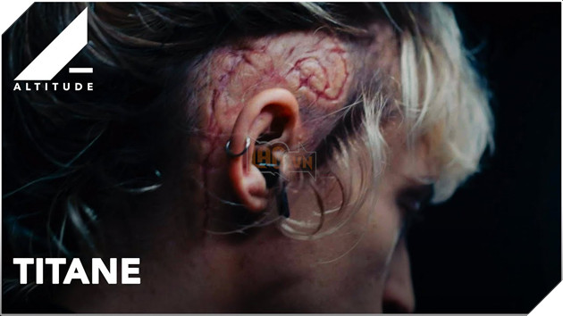 Có gì trong tựa phim đầy cảnh nóng với...xe hơi từng gây sốc năm nào bỗng đoạt giải Cành cọ Vàng