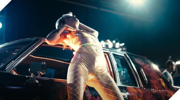 Có gì trong tựa phim đầy cảnh nóng với...xe hơi từng gây sốc năm nào bỗng đoạt giải Cành cọ Vàng 3