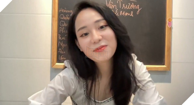 Phỏng vấn cực nhanh cô giáo Vật lý đang HOT nhất cõi mạng: Có profile đỉnh, xem ảnh ngoài đời phát mê! - Ảnh 2.