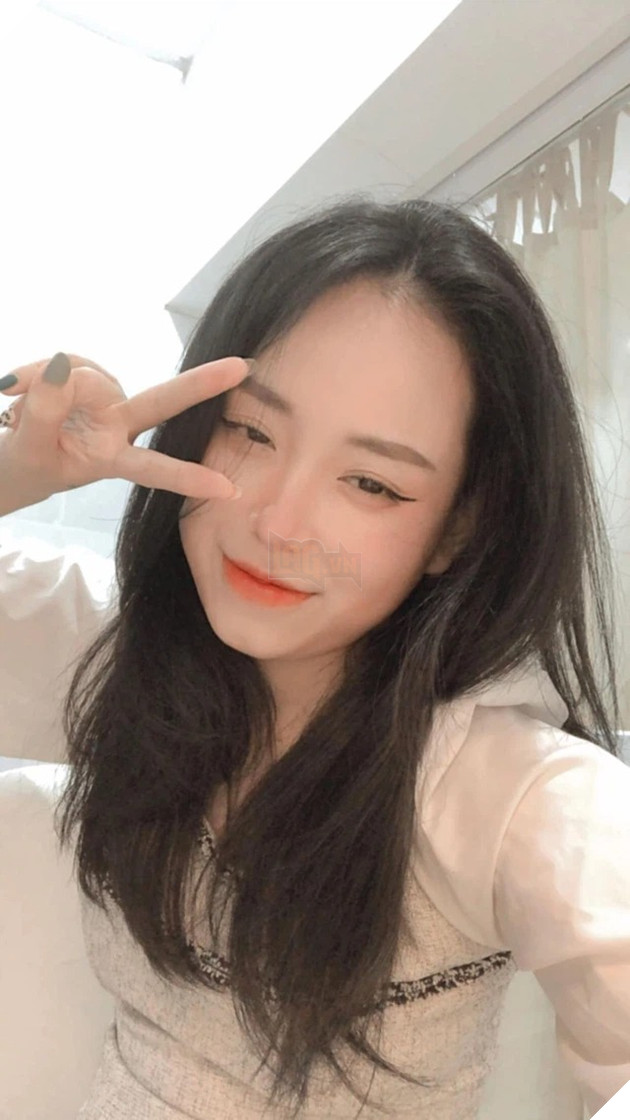 Không chỉ dạy giỏi mà khả năng thả thính' của cô Minh Thu cũng không phải dạng vừa 9