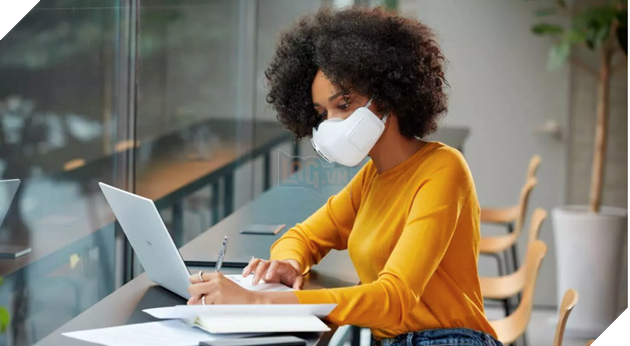 Khẩu trang của LG được tích hợp thêm micrô và loa trước khi ra mắt vào tháng tới