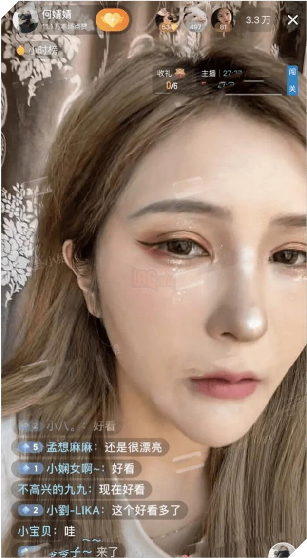 Lại thêm một hot girl lỡ tay tắt filter khi livestream và cái kết không thể đắng hơn 4