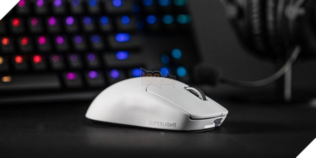 Hãy cùng tìm hiểu góc setup gaming của Shroud 4