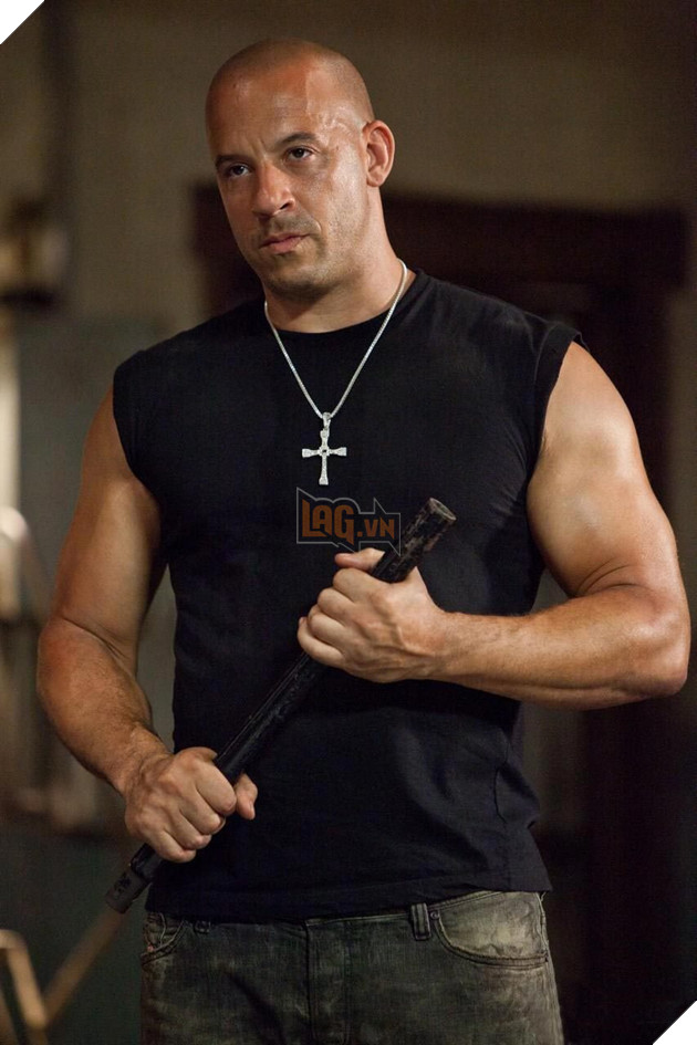 Sao Fast&Furious Vin Diesel khiến dân tình choáng váng với thân hình 6 múi...toàn mỡ 6