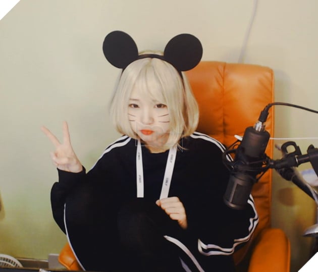 Top 10 Streamer Nữ nổi tiếng nhất trên Twitch trong tháng 8/2021 mới đây 4