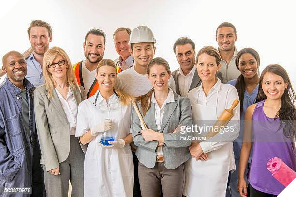 Cười bể bụng trước loạt ảnh stock của ngôi sao Shang-Chi trước khi nổi tiếng 6