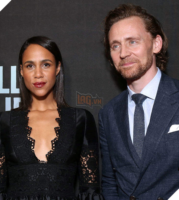 Dân tình quắn quéo trước loạt ảnh tình tứ của tài tử Loki với bạn gái bên bờ biển 4