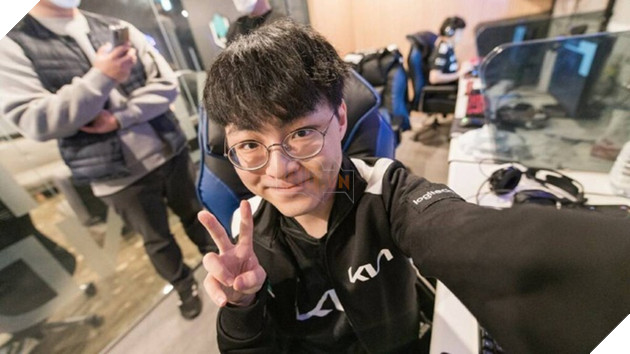 Showmaker tâm sự trong hành trình bảo vệ ngôi vương CKTG năm nay