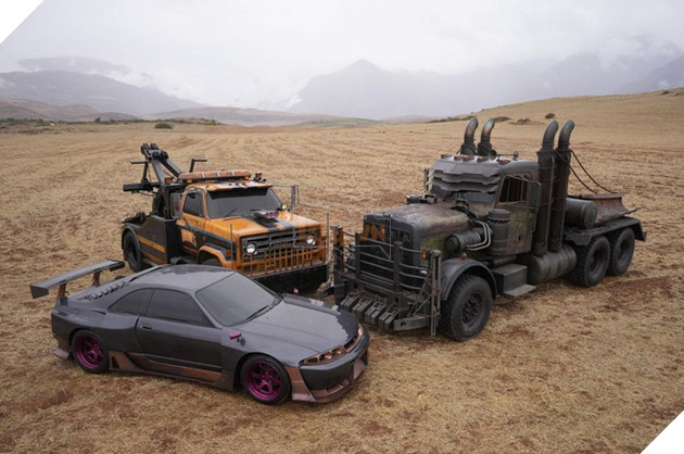 Lóa mắt trước dàn siêu xe sang, xịn, mịn trong phần phim Transformers mới 3