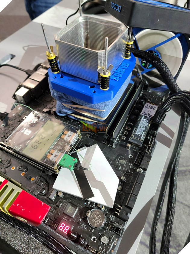 Intel Core i9-12900K được ép xung lên 6,8 GHz, phá vỡ một số kỷ lục thế giới 3