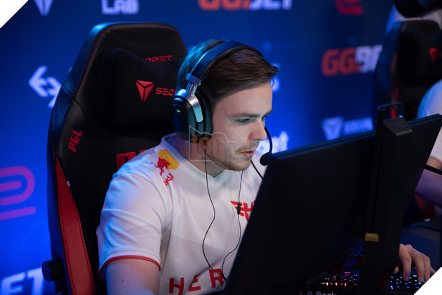 Astralis chịu thua trước Heroic, có khả năng sẽ phải dừng bước sớm