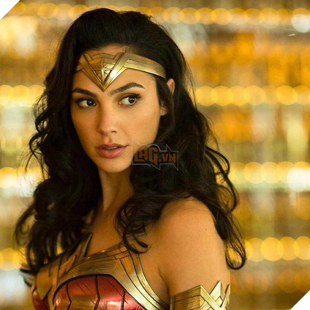  50 sắc thái của netizen về tin chị đại Wonder Woman vào vai mẹ kế của Bạch Tuyết trong Snow White live-action 2