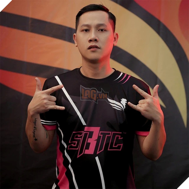 Kênh Youtube 1.5 triệu subs của Thầy Giáo Ba chính thức biến mất trong sự ngỡ ngàng của fan