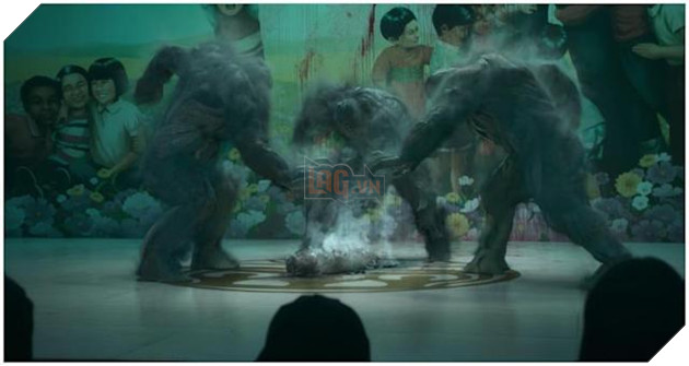 Kinh hoành phân cảnh mẹ livestream cái chết để có tiền cho con trong Hellbound đang gây sốt Netflix những ngày qua 2