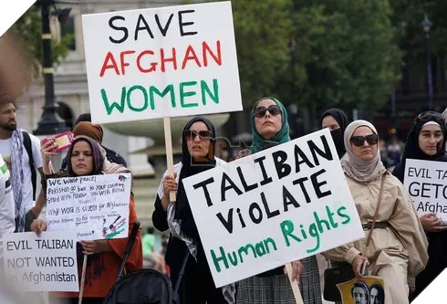 Quốc gia ban điều luật lạ lùng khi không cho phụ nữ đóng phim truyền hình  2