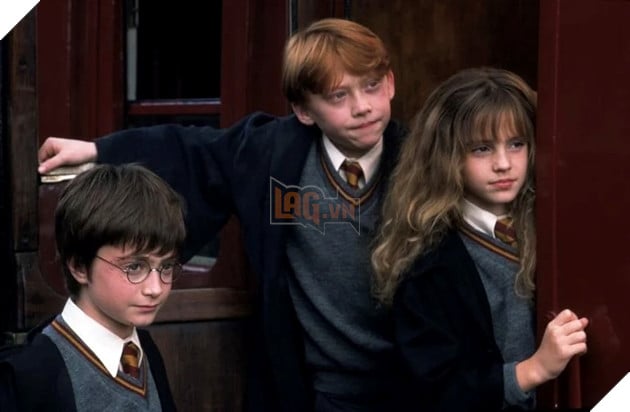 Các fan phấn khích trước hình ảnh đầu tiên của Harry Potter 20th Anniversary: Return to Hogwarts 2