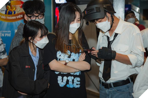 PUBG Mobile hợp tác cùng thương hiệu Spider-Man No Way Home mở Tiệc gà Đa vũ trụ 5