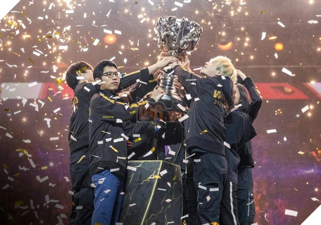 LMHT: Doinb lên tiếng cà khịa đồng đội cũ ngay khi biết tin Gimgoon sẽ giải nghệ 2