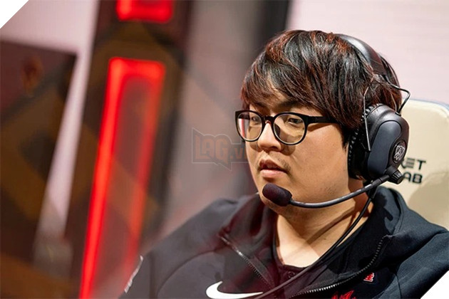 LMHT: Doinb lên tiếng cà khịa đồng đội cũ ngay khi biết tin Gimgoon sẽ giải nghệ 4