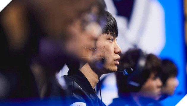 LMHT: Doinb bị game thủ LCK chỉ trích vì lối lên đồ quá sai khi đối đầu với đội tuyển cũ FPX