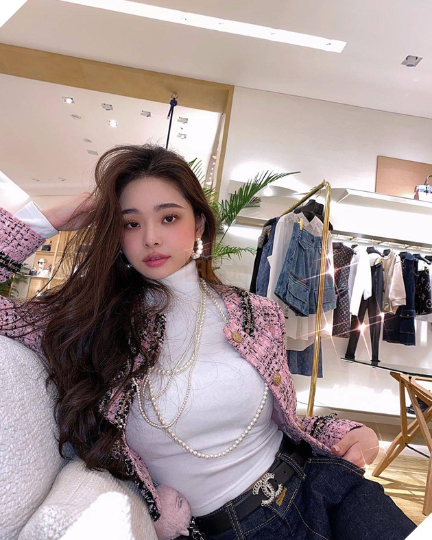 Nhan sắc đời thực của nữ chính đang gây sốt trong show hẹn hò 18+ của Hàn Quốc trên Netflix 12