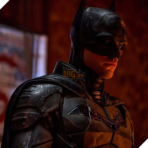 The Batman tung bức ảnh cận cảnh bộ giáp Batsuit của Robert Pattingson 2