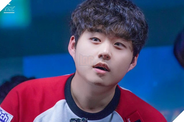 LMHT: Bang chính thức cô khai cầu hôn cô bạn gái là nữ MC xinh đẹp của LCK