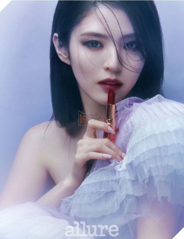 Mỹ nhân 18+ mới nổi của Hàn Quốc khoe nhan sắc và body cực phẩm trong bộ ảnh tạp chí mới  6