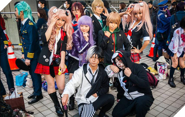 nhiếp ảnh gia cưỡng hiếp cosplayer bị bắt