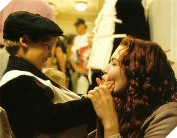 Nhìn lại loạt ảnh hậu trường chưa từng được tiết lộ của Titanic sau 20 năm Phần 2  6