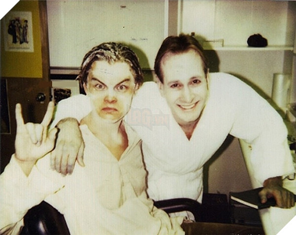 Nhìn lại loạt ảnh hậu trường chưa từng được tiết lộ của Titanic sau 20 năm Phần 2  10