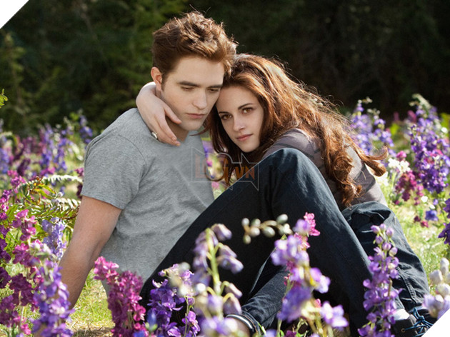 Những cặp đôi phim giả tình thật nhờ đóng phim chung: Không thể thiếu ba đời nhà Nhện Phần 1 