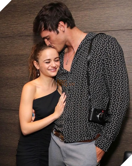 Những cặp đôi phim giả tình thật nhờ đóng phim chung: Không thể thiếu ba đời nhà Nhện Phần 2  6